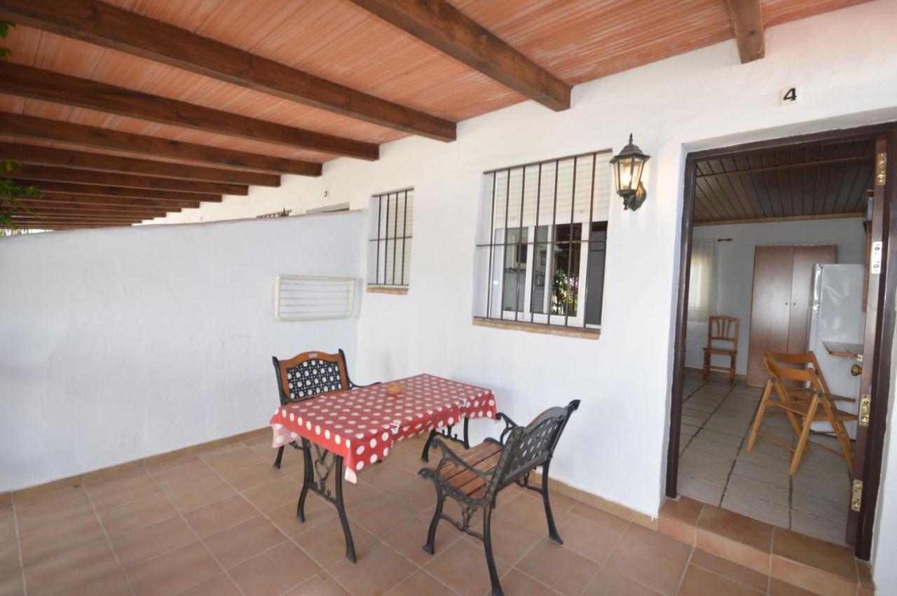 קדיז Estudios Con Piscina Compartida En Conil. מראה חיצוני תמונה